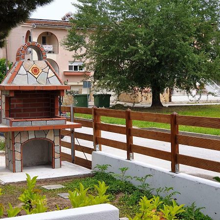 קראמוטי Ifigenia Apartments מראה חיצוני תמונה